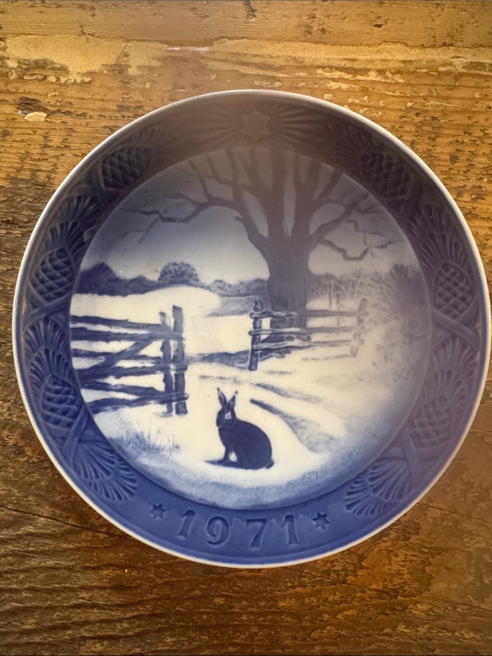 Royal Crown Derby Blue and White Winter Rabbit Collector Plate